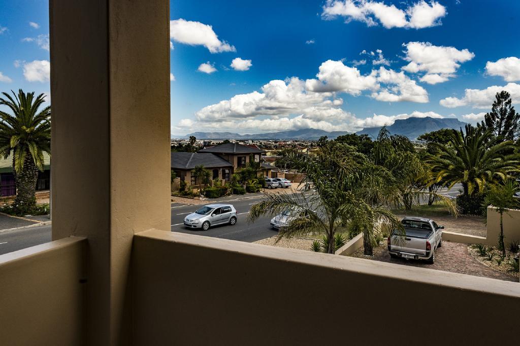 Guesthouse De Tijger Lodge Parow Szoba fotó