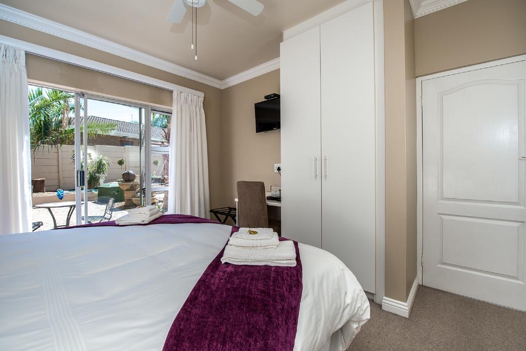 Guesthouse De Tijger Lodge Parow Szoba fotó