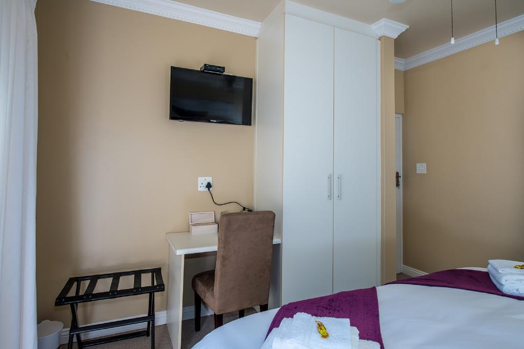 Guesthouse De Tijger Lodge Parow Kültér fotó